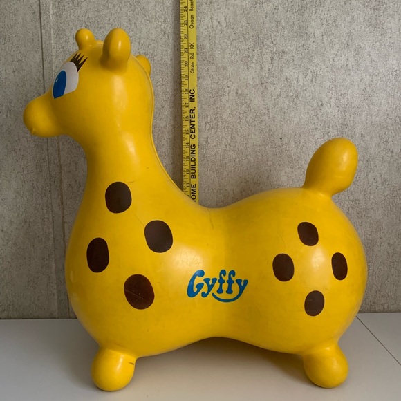Gyffy Ride on Giraffe Toy Yellow Bounce Inflatable - Picture 10 of 11